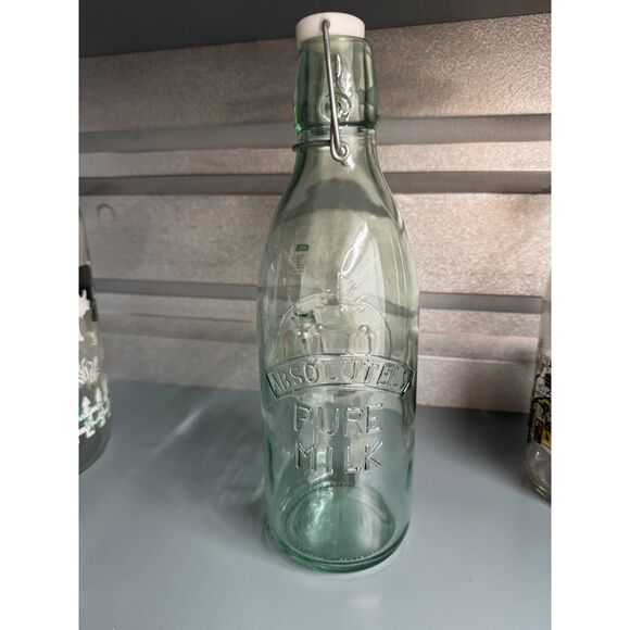 Vintage Cow Kitchen Lot – 4 Placemats, 2 Glass Milk Bottles, Large Jar w/ Lid - Picture 11 of 16